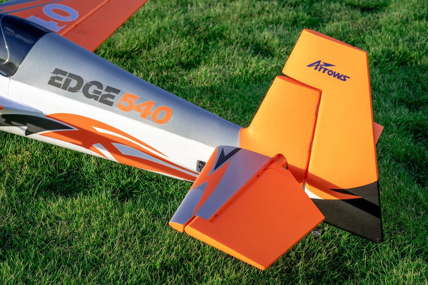 Edge 540 Arrows RC