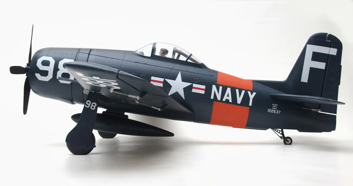 F8F Bearcat Arrows RC