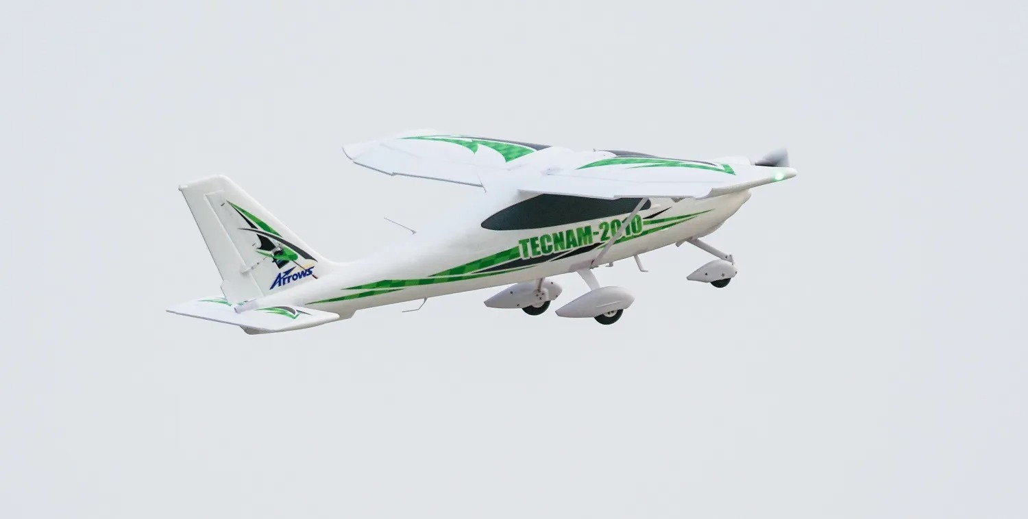 Tecnam 2010 Arrows RC