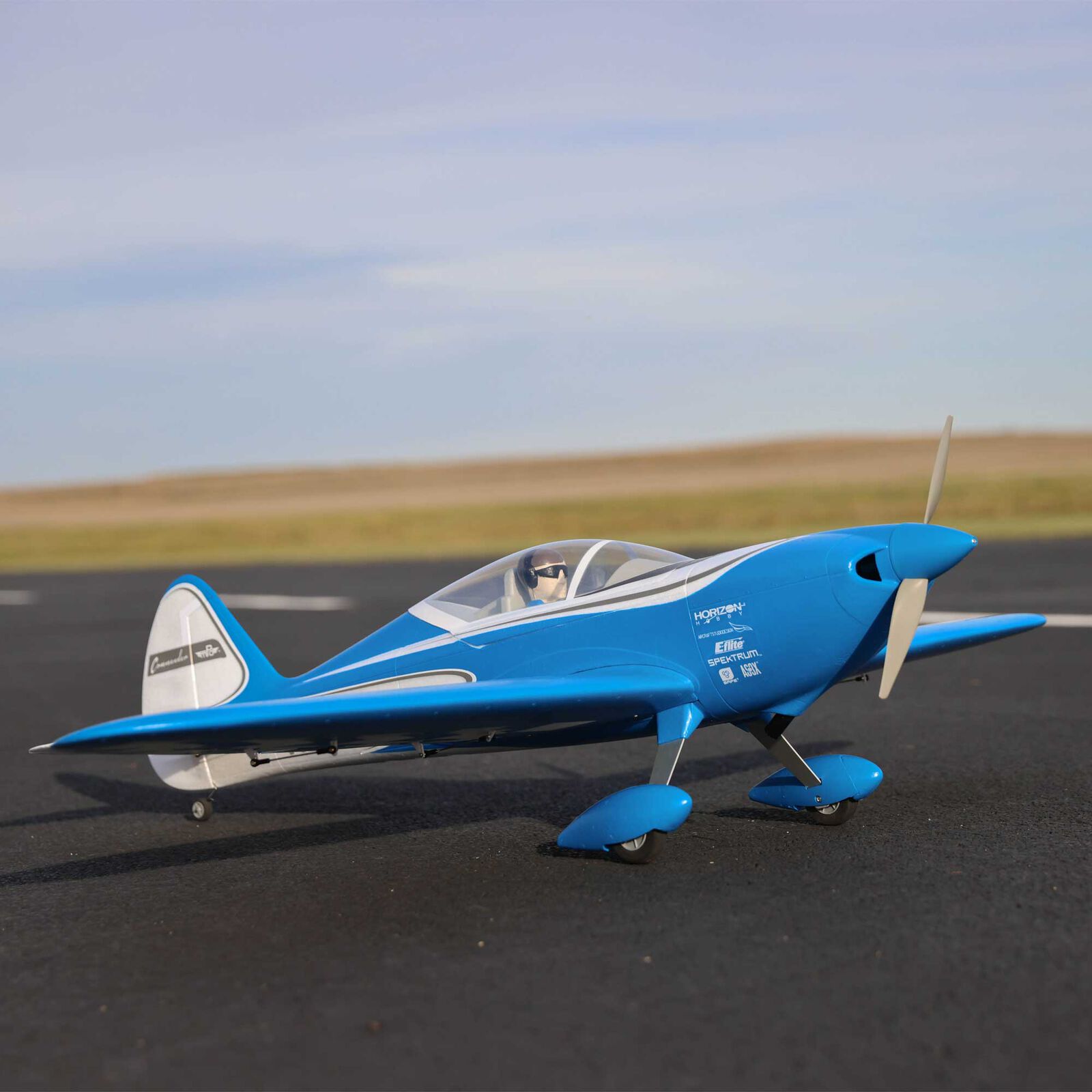 Commander mPd E-flite