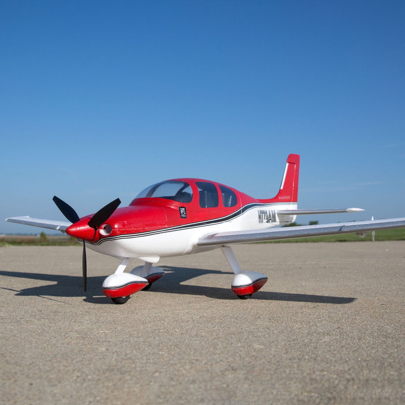 UMX Cirrus SR22T E-flite