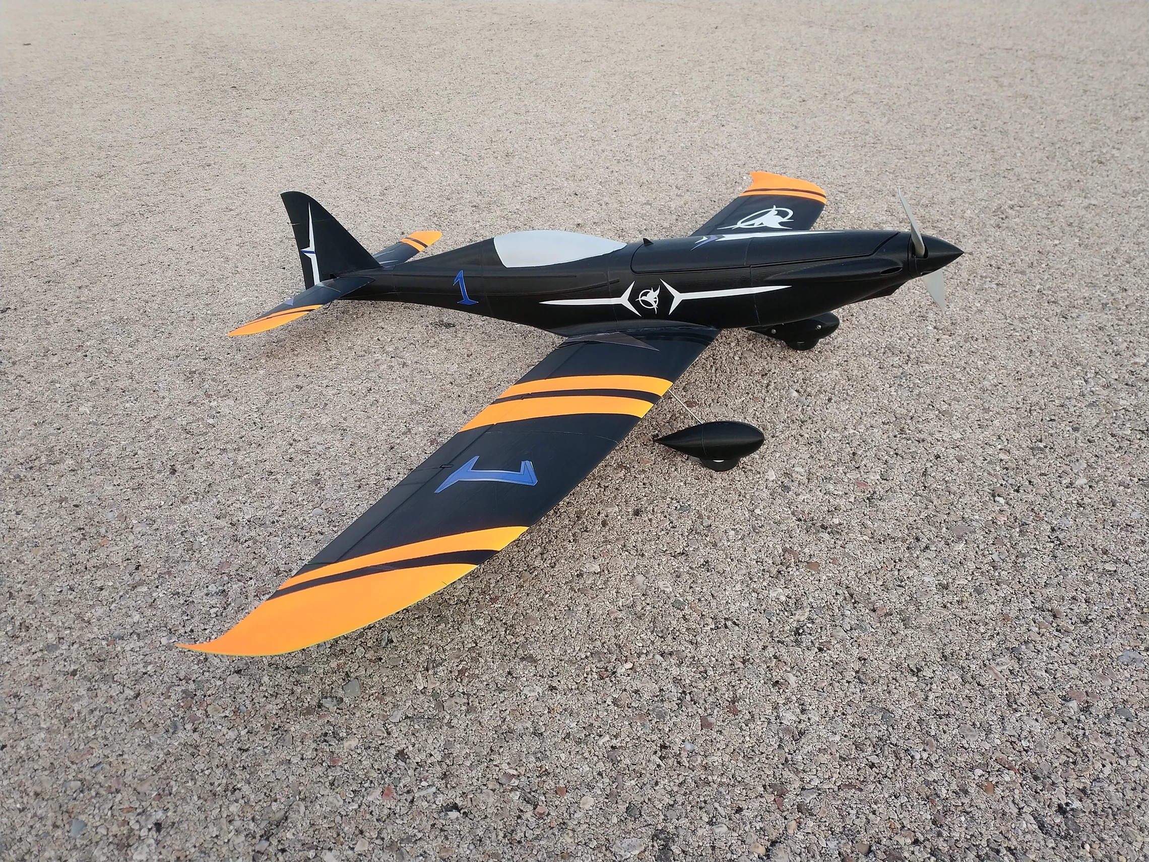 Model R Eclipson Airplanes