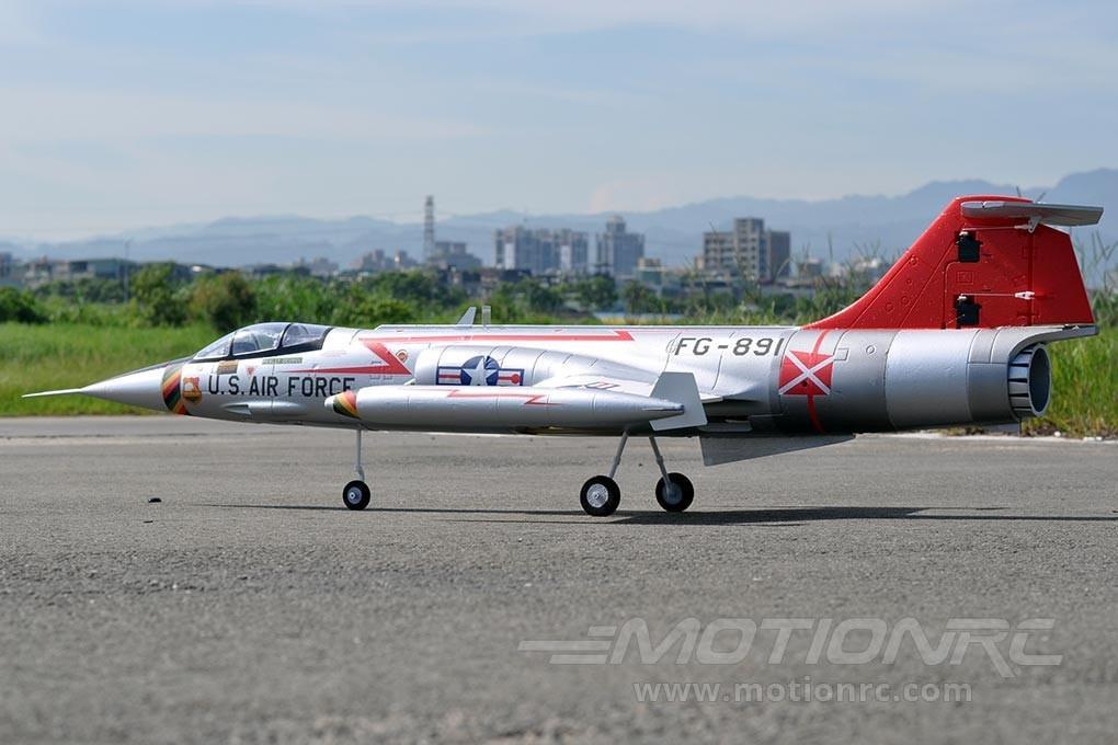 F-104 Starfighter Freewing Model