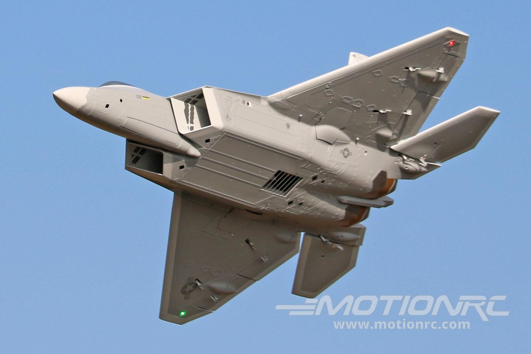 F-22 Raptor 80mm Freewing Model