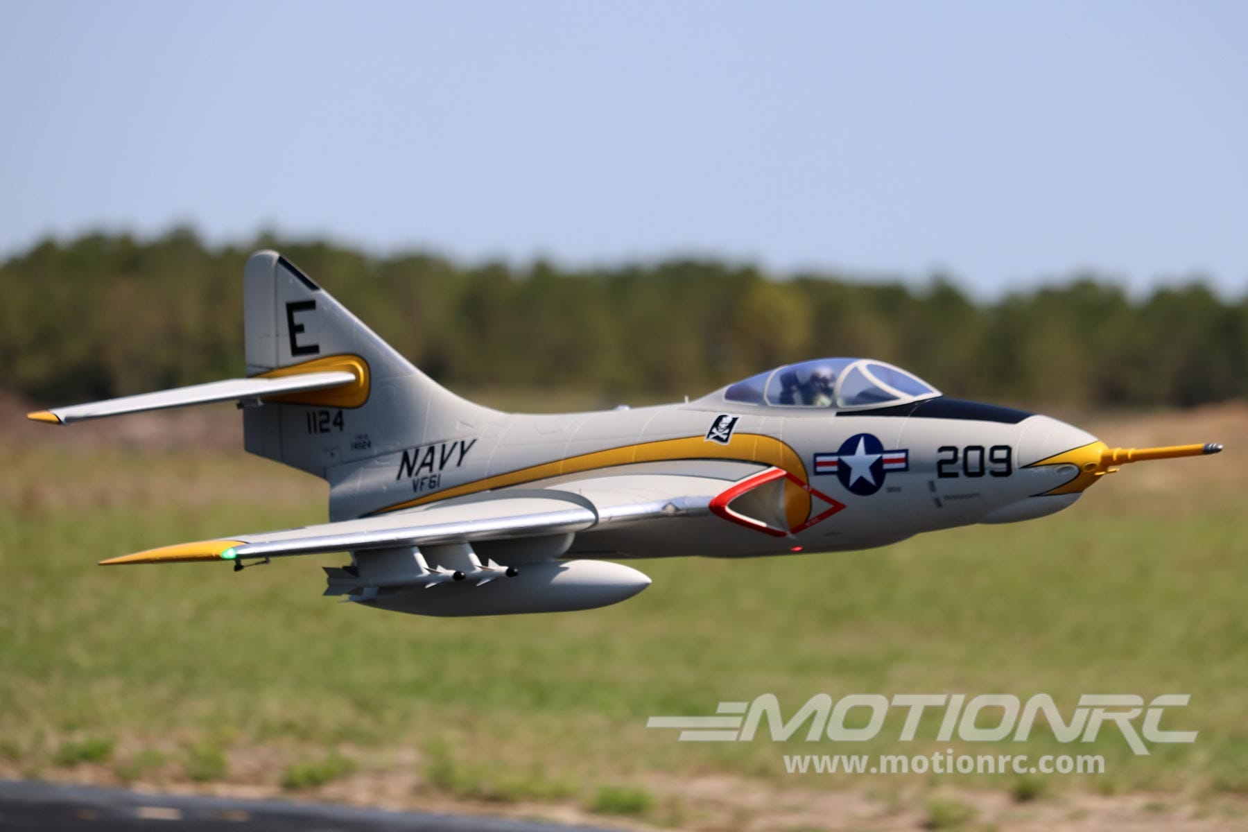 F9F-8 Cougar Super Scale 80mm Freewing Model