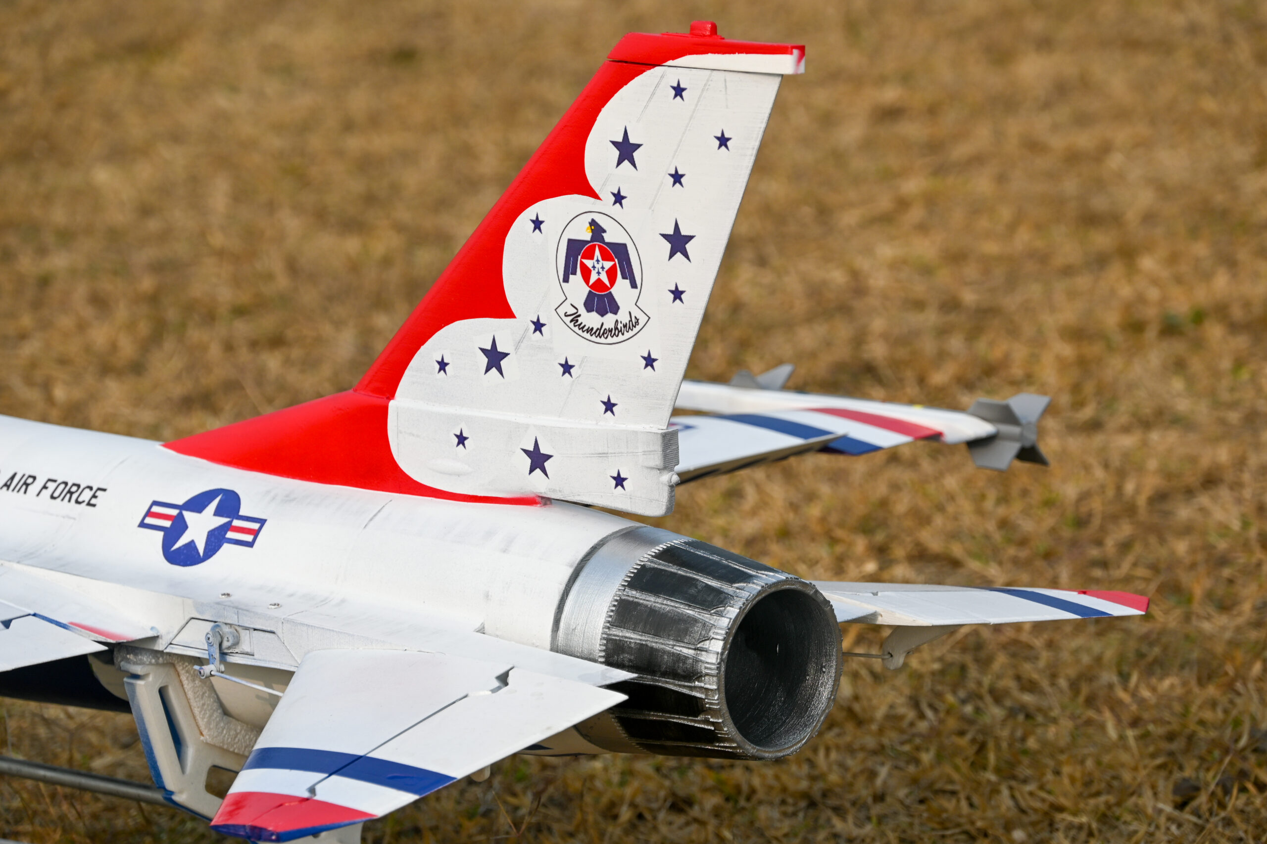 F-16 Falcon 70mm OWL plane