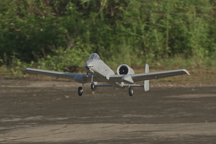 A-10 Thunderbolt Il XFLY Model