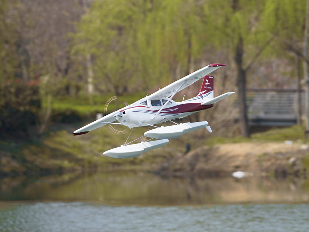 Cessna 182 fms
