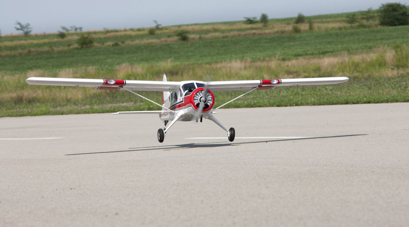 Beaver DHC-2 hangar 9