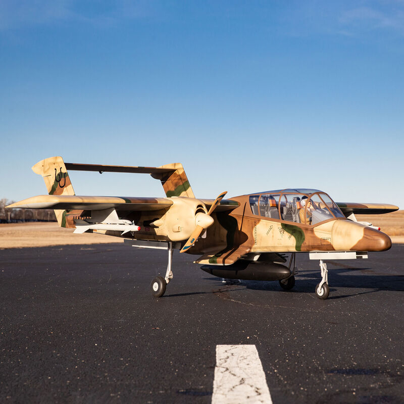 OV-10 Bronco 30cc hangar 9