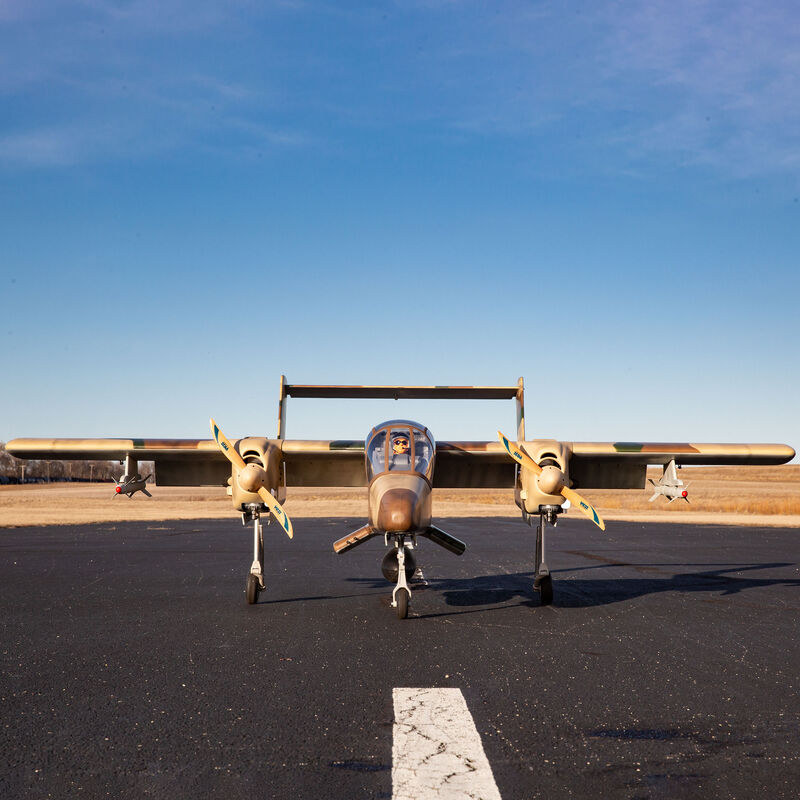 OV-10 Bronco 30cc hangar 9